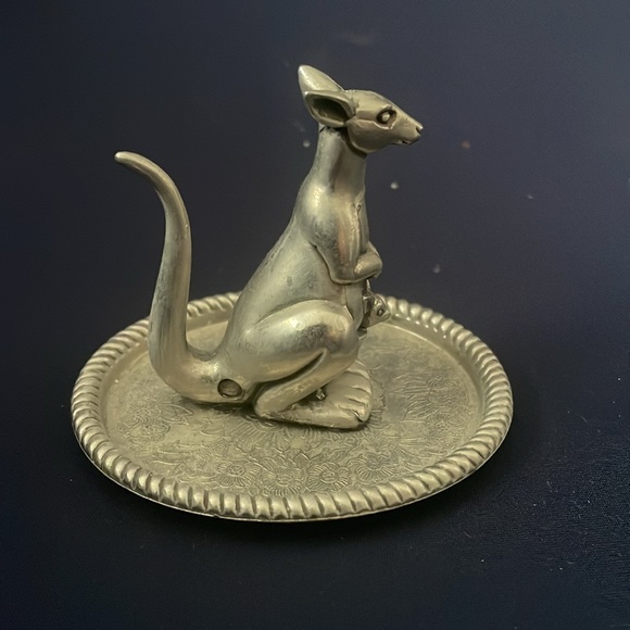 Vintage Silver-plate 3.5" Kangaroo  Dish Ring Holder - Picture 3 of 5